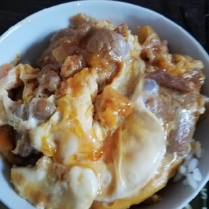 豚卵とじ丼